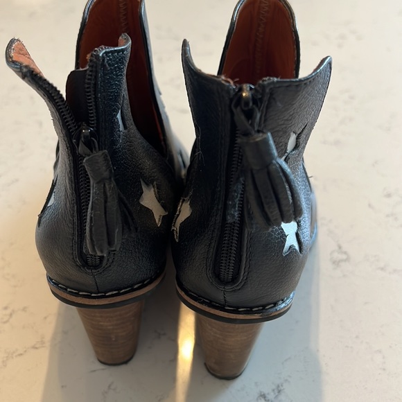 Silvia cobos boots worn once - Picture 3 of 3